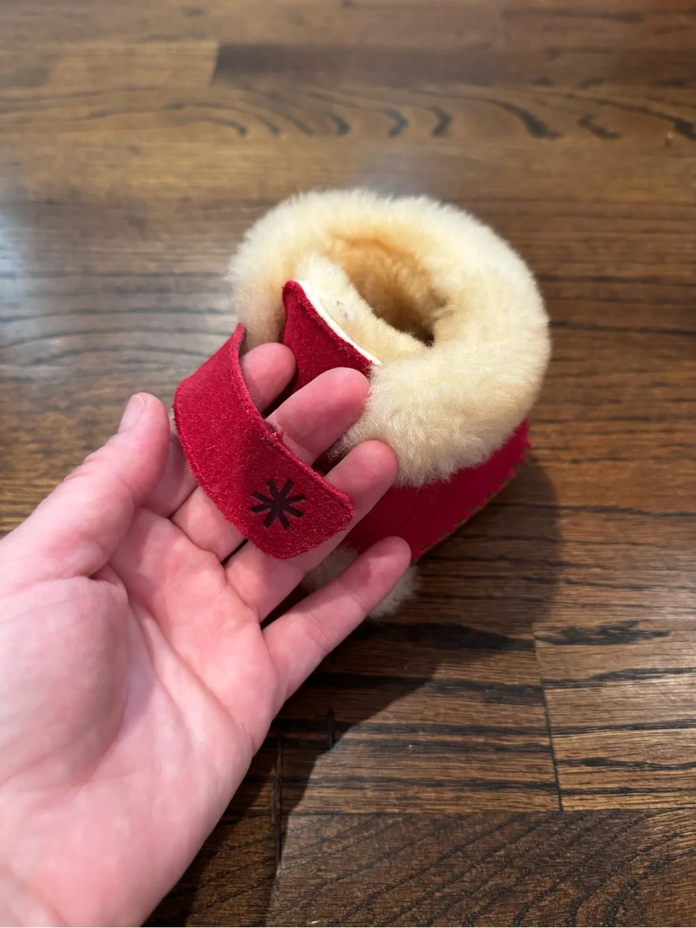 Like New LL Bean Toddlers' Wicked Good Slippers!